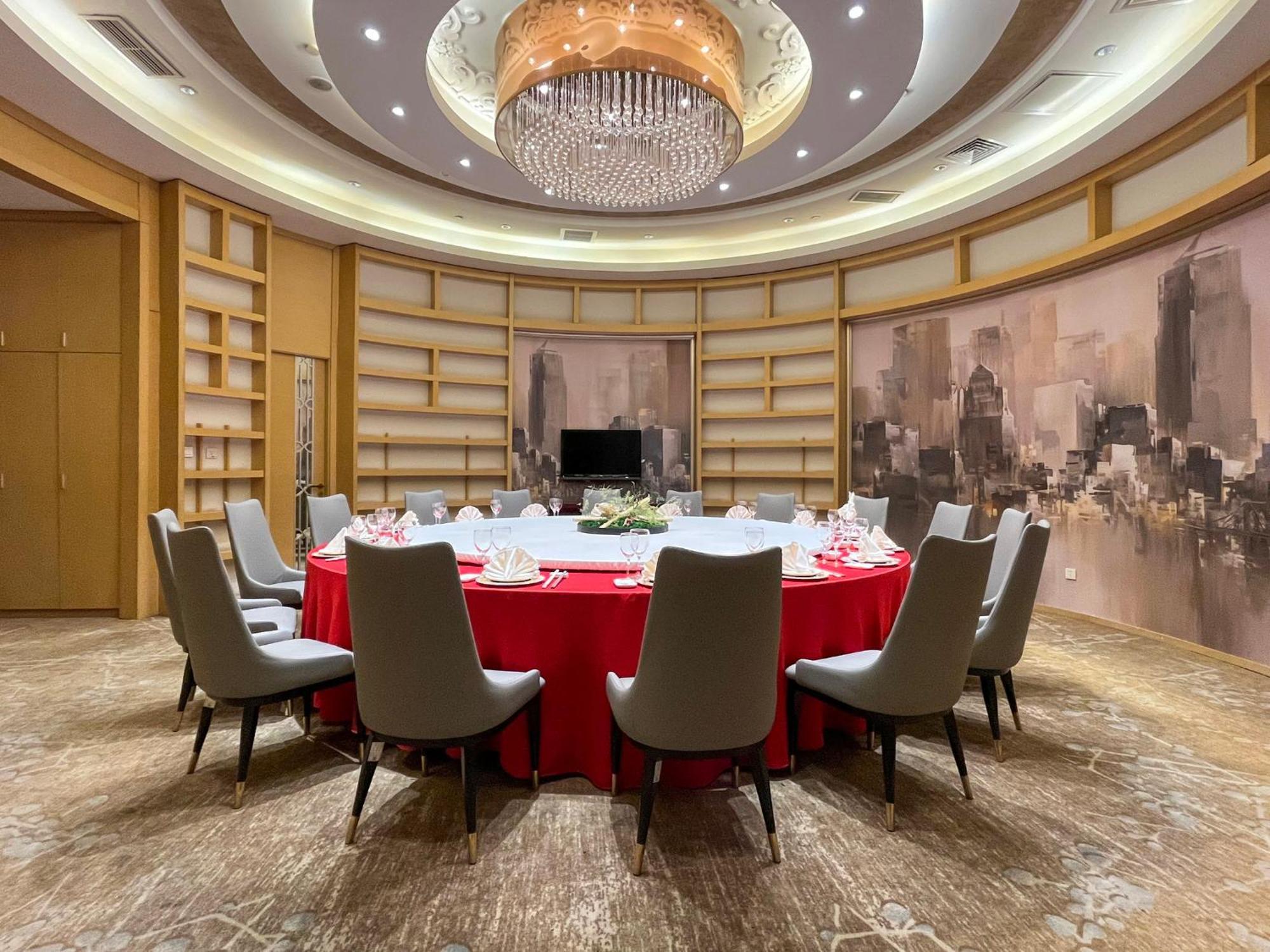 Holiday Inn Beijing Shijingshan Parkview By Ihg Экстерьер фото