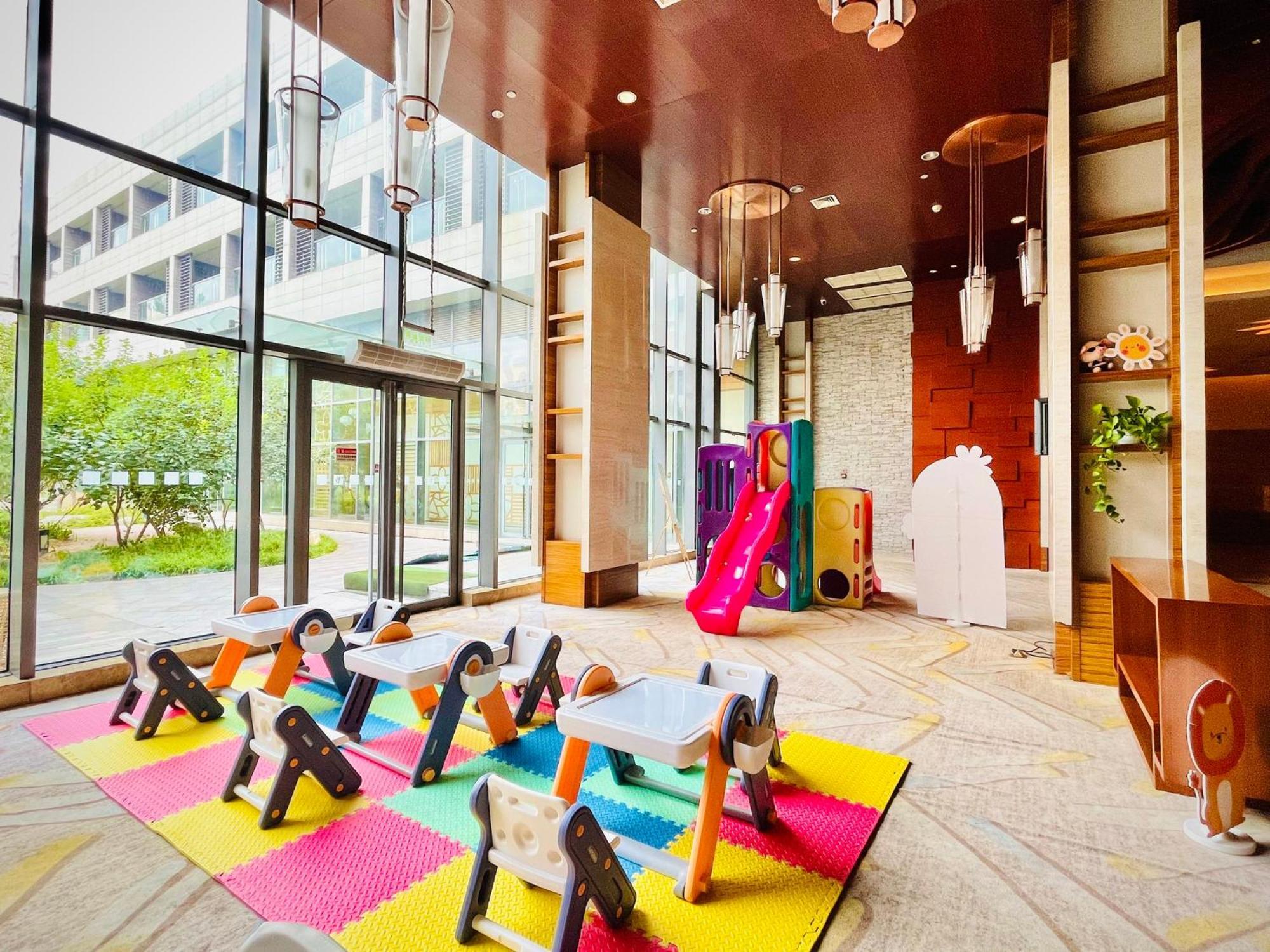 Holiday Inn Beijing Shijingshan Parkview By Ihg Экстерьер фото